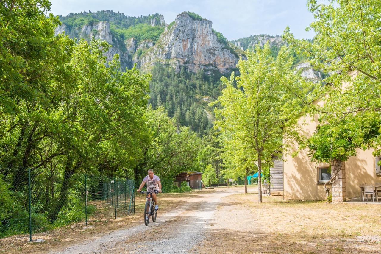 Village De Gites De Blajoux Quezac  Εξωτερικό φωτογραφία