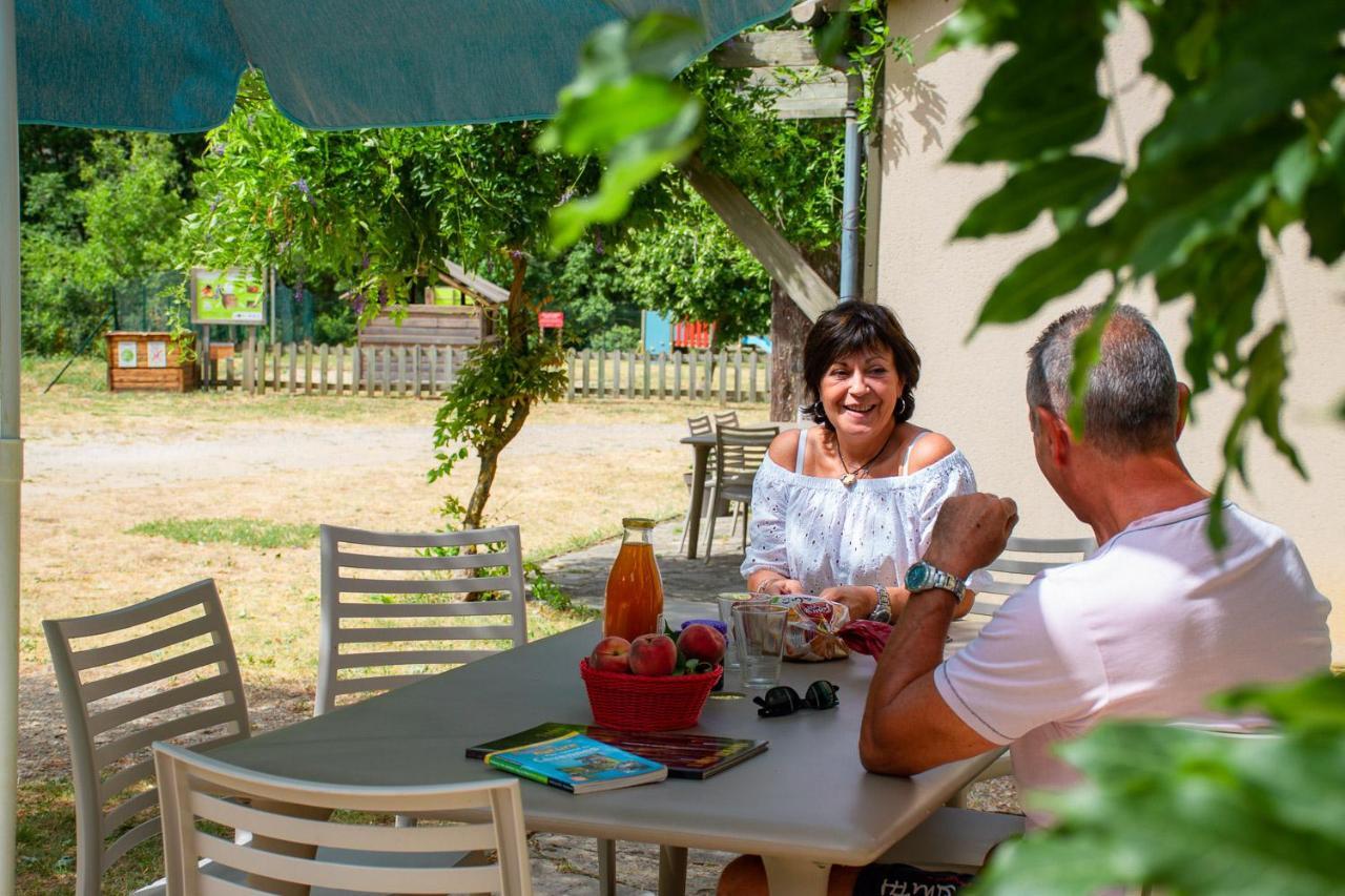Village De Gites De Blajoux Quezac  Εξωτερικό φωτογραφία